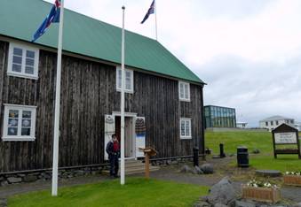 P1100744-001.JPG
