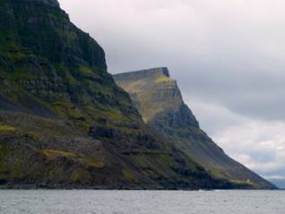 P1100784-001.JPG